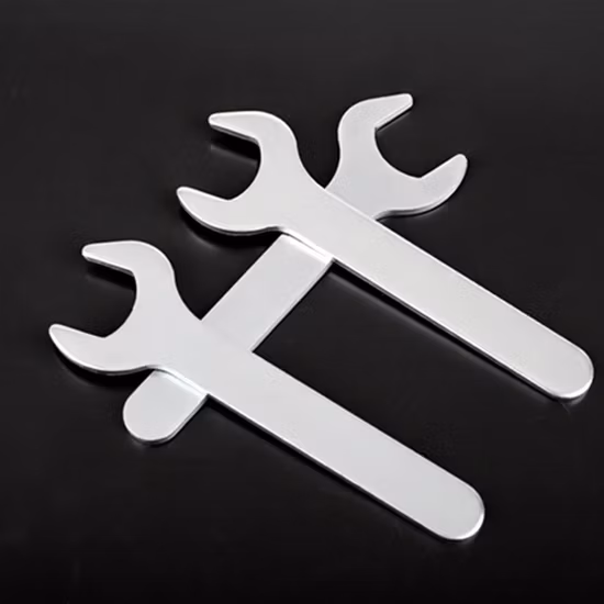 Плоский комбинированный ключ из углеродистой стали